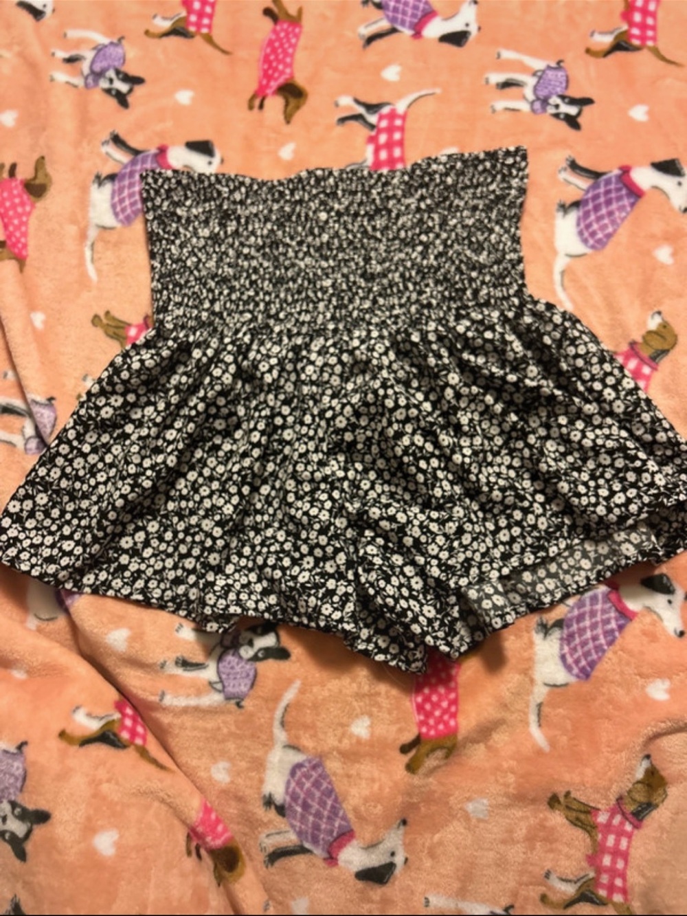 Black Floral Smocked Waist Women’s Shorts